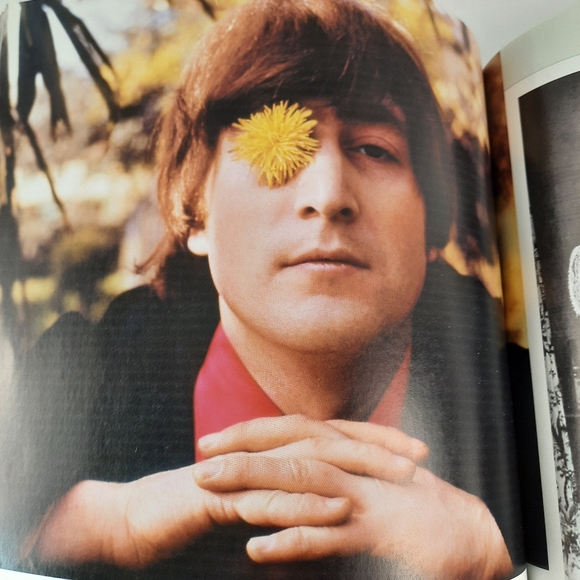 LIFE: REMEMBERING JOHN LENNON 2011 Special Edition Magazine Coffee Table Book - Picture 2 of 11